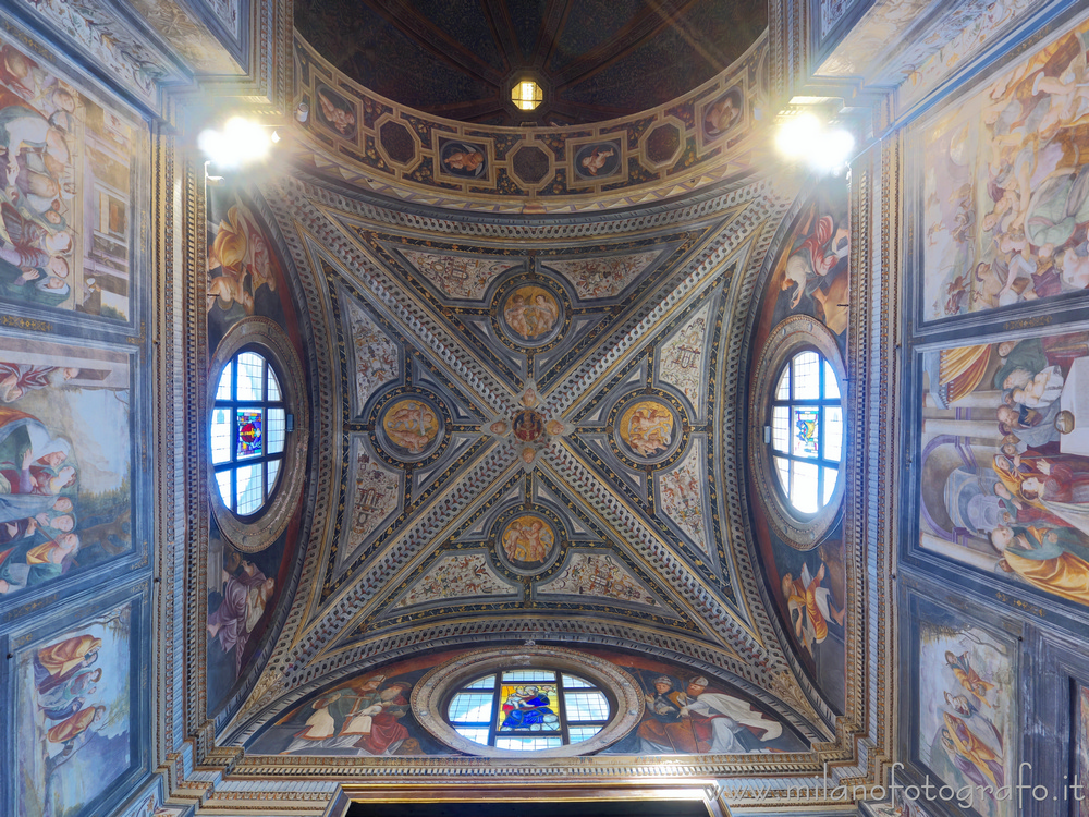 Legnano (Milan, Italy) - Ceiling of the main chapel of the Basilica of San Magno